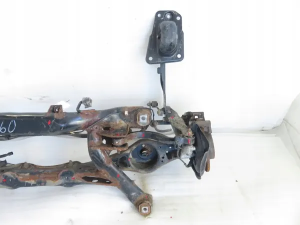 Brazo trasero VW Golf V OEM 5N0505235M image 3