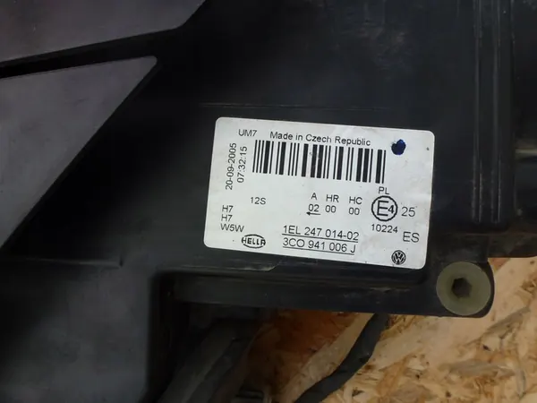 VW Passat B6 Etuvalot Hella Alkuperäiset image 4