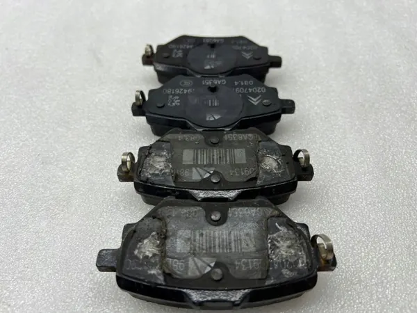 OEM 9819426180 Bromsbelägg set bak för Opel Mokka B image 3