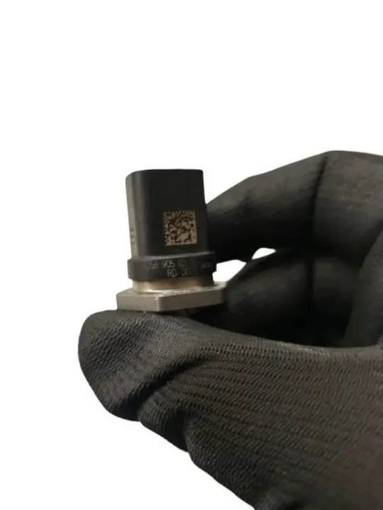 Sensor pressão combustível Mercedes-Benz OEM A2569050200 image 4