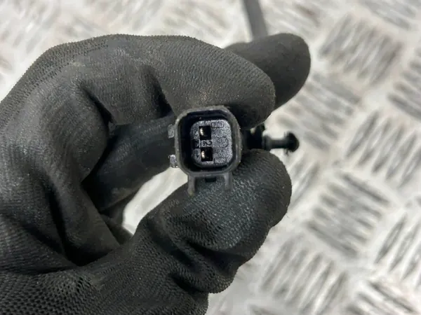 Tesla ABS-Sensor OEM 1027761-00-B Vorne Gebraucht image 3