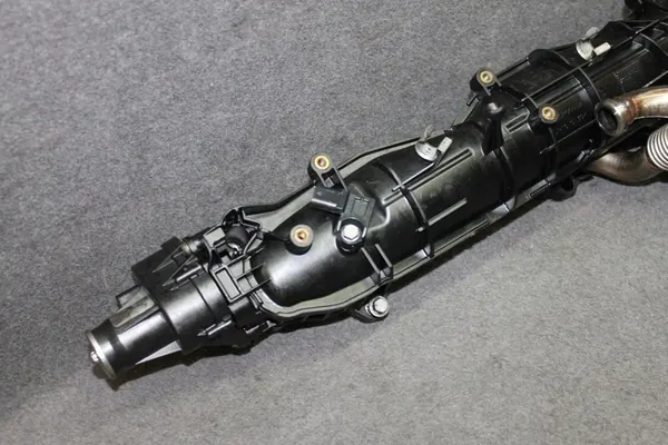 BMW E90 F07 F10 F01 3.0D N57D30A - Coletor de admissão - 7800088 image 2