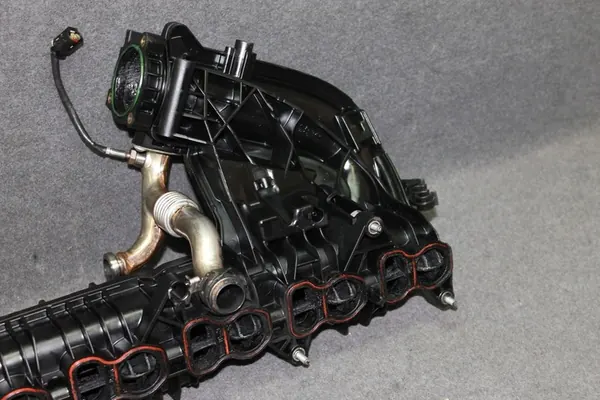 BMW E90 F07 F10 F01 3.0D N57D30A - Coletor de admissão - 7800088 image 8