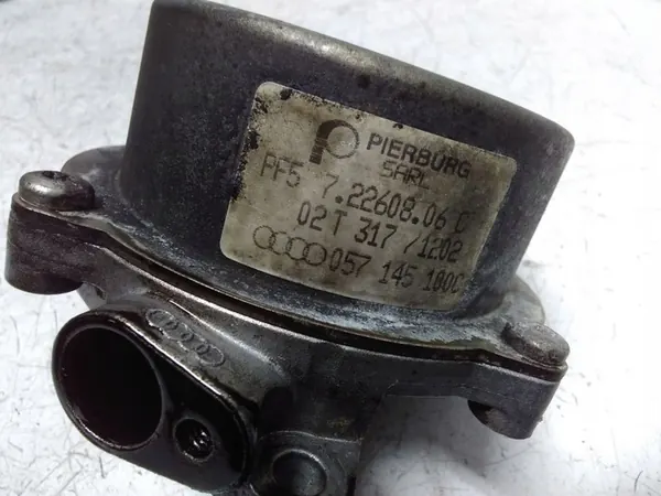 Imupumppu AUDI A6 AVANT 2.5L Diesel 2003 OEM 72260806C image 4