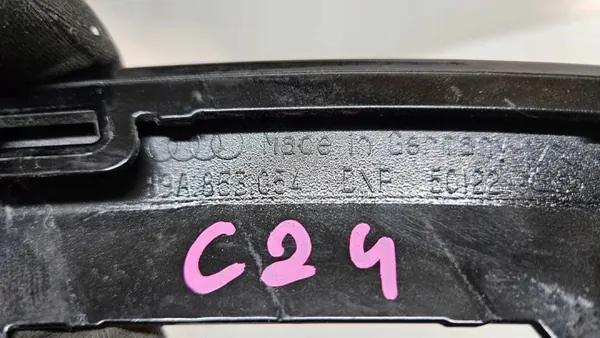 OEM 89A853054 Taka Oikea Lista Audi Q4 E-Tron image 7