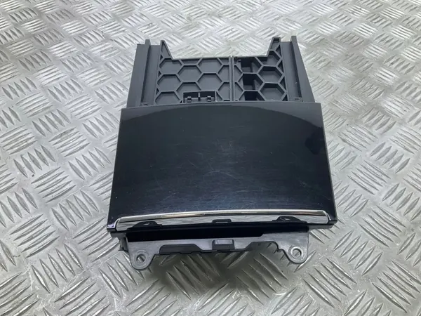 Cendrier Skoda OEM 566863077 pour Karoq 2.0L Diesel image 2