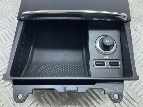 Cendrier Skoda OEM 566863077 pour Karoq 2.0L Diesel image 4
