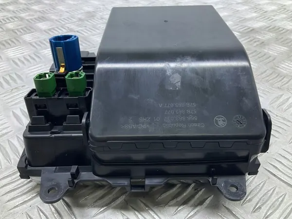 Cendrier Skoda OEM 566863077 pour Karoq 2.0L Diesel image 9
