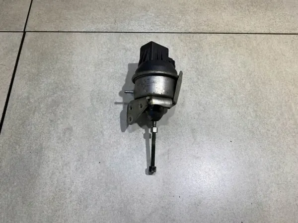 Actionneur Turbo OEM 792454 pour VW Golf VI 2.0 TDI image 2