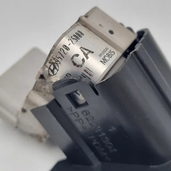 PDC-sensor + Monteringsfäste KIA HYUNDAI OEM 95720-2S000CA image 3