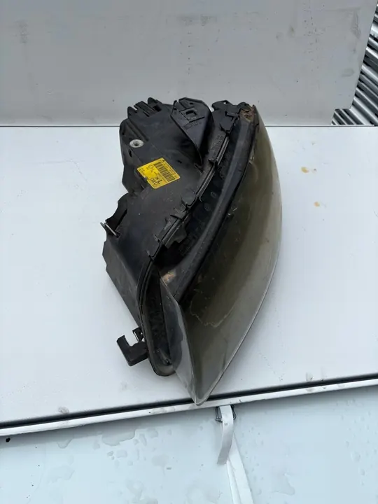 AUDI A3 8P Faro Delantero Izquierdo 8P0941003A image 3