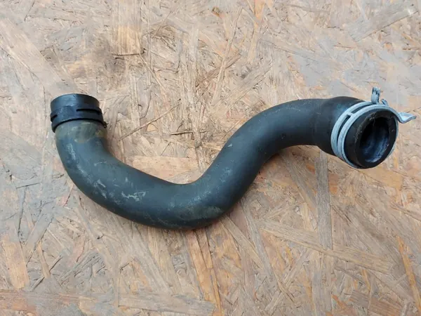 CLIO IV CAPTUR 0.9 TCE Vesiputki 215030997R image 2