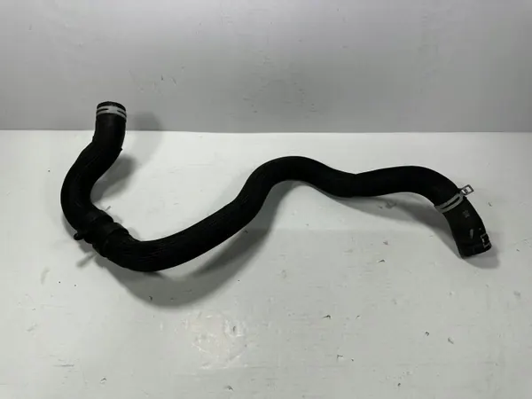 Renault Kadjar I Lift Durite Eau Gauche OEM 215038479R image 2
