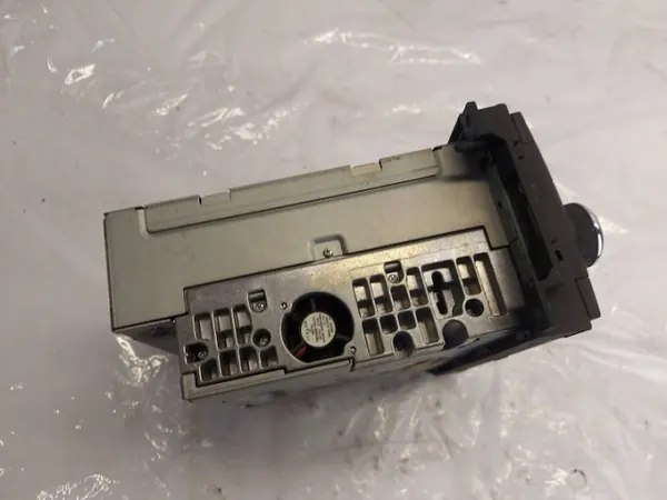 Radio CD Multimédia OEM 05064945AC - Chrysler Sebring image 3