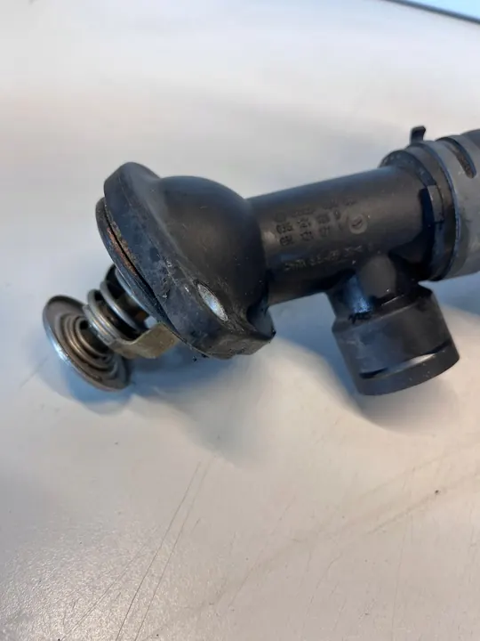 Volkswagen Passat B6 Jäähdytyslinja image 2