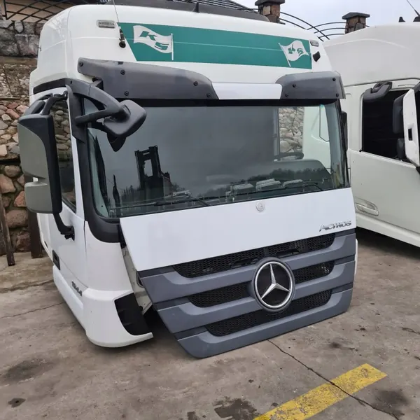 Cabine complète Mercedes Actros MP3 Mega Space - Occasion image 4