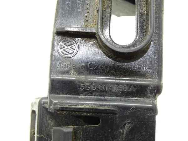 Deslizamento do Para-choque Frontal Direito VW Golf VII 5G0807050A image 3