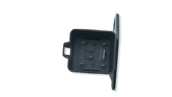 Módulo relé precalentador OEM 0281003183 Land Rover image 5
