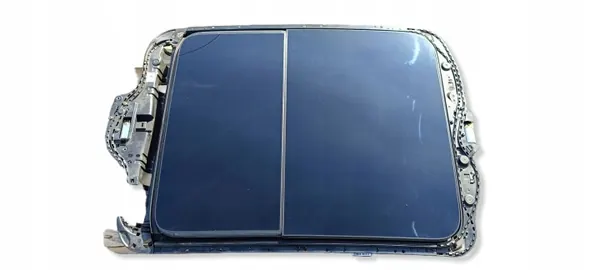Panorama Schiebedach OEM 06701406840 Maserati Levante image 2