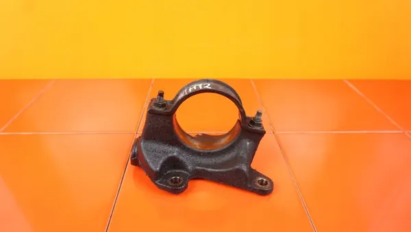 TNWA 1HT2 7 Ford OE Kardanwellenstütze - Gebraucht image 2