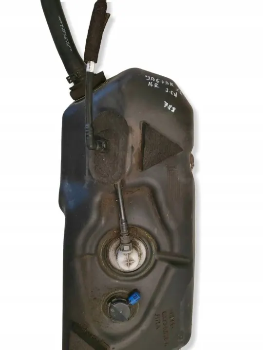 Tanque AdBlue Jaguar XE 2016 OEM GX735J228 image 3