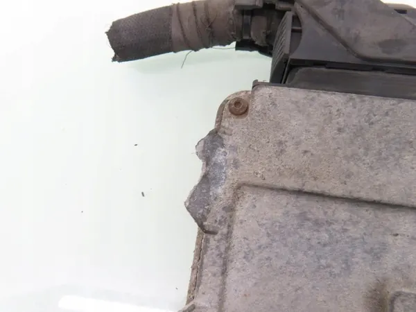 Unité de contrôle moteur Fiat Grande Punto 51784562 image 2