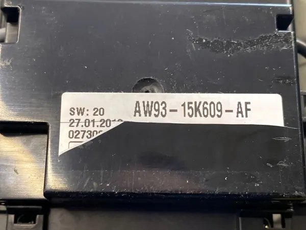 Éclairage intérieur Land Rover OEM AW9315K609AF image 4
