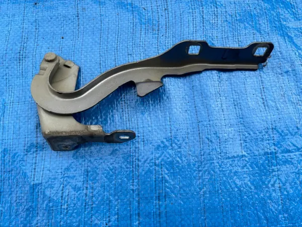 OEM 9677784900 Bisagra de Capó Derecho Peugeot 308 T9 image 3