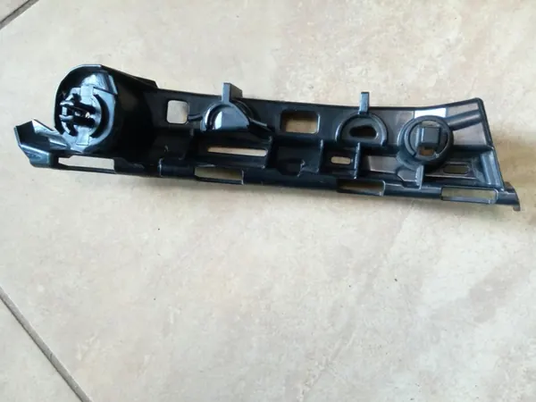 Toyota OE 52536-0H040 Suporte de Para-choque Frontal Esquerdo image 2