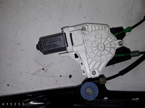 Audi A5 ikkunan säädin OEM 8K0959801A image 8
