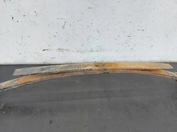 Mercedes T1 Van Hintere Blattfeder OEM 208 D 2.3 image 5