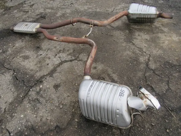 Système d'échappement Mercedes-Benz CLS C218 A2184900501 image 9