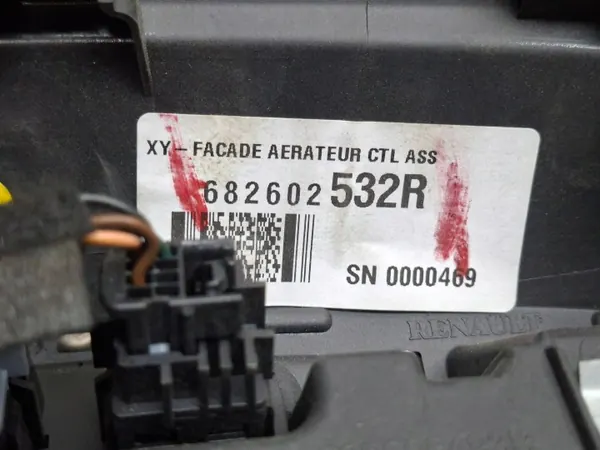 Cadre de bouche d'aération OEM S26301868 Renault Captur 2013- image 4
