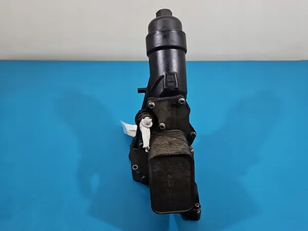 Gebrauchte BMW Ölfiltergehäuse-Basis OEM 7056866 image 5