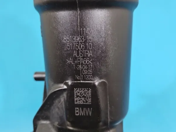 Gebrauchte BMW Ölfiltergehäuse-Basis OEM 7056866 image 6