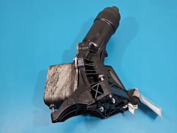 Gebrauchte BMW Ölfiltergehäuse-Basis OEM 7056866 image 8