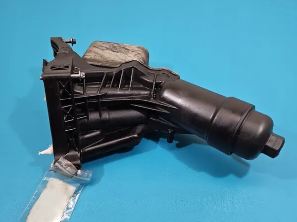 Gebrauchte BMW Ölfiltergehäuse-Basis OEM 7056866 image 9