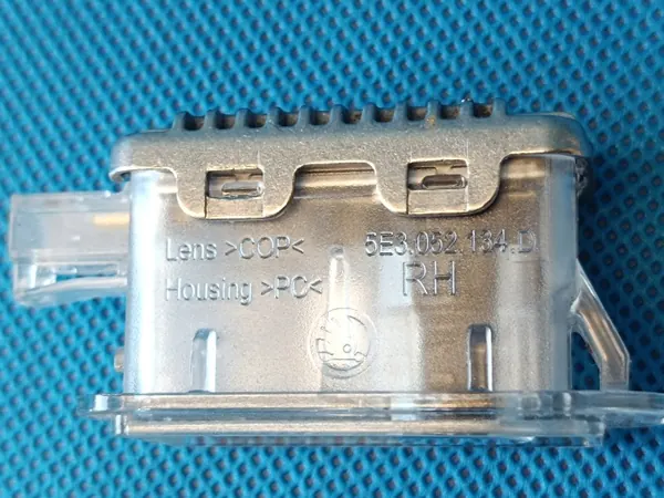 Skoda Octavia 4 Logo-projektor Höger Fram OEM 5E3052134D image 7