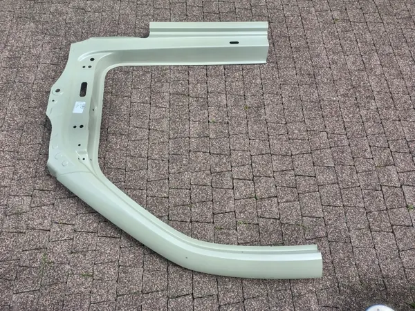VW Beetle höger tröskelpelare OEM 5C5809836 image 3