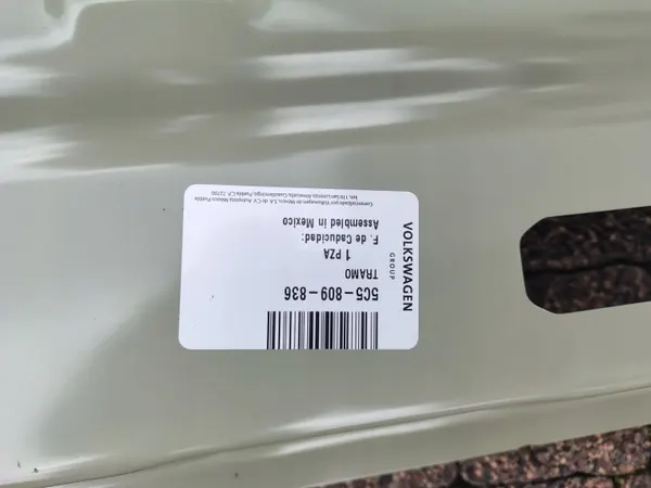 VW Beetle höger tröskelpelare OEM 5C5809836 image 6