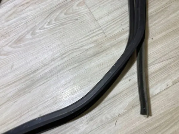 Fensterdichtung linke Vordertür Ford Transit Custom 2017 OEM image 4