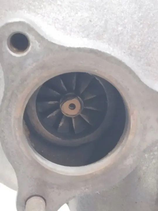 Turbocompresor OEM 282012A400 para Hyundai i30 1.6 CRDI image 5