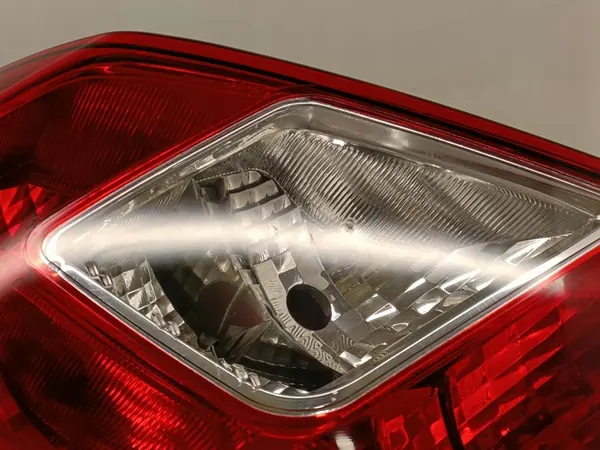 Lámpara trasera izquierda OPEL CORSA D 93190950 image 2