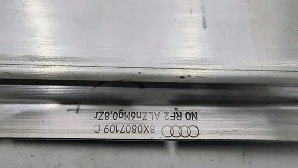 Barre de renfort pare-chocs avant OEM 8X0807109 MBAP image 8
