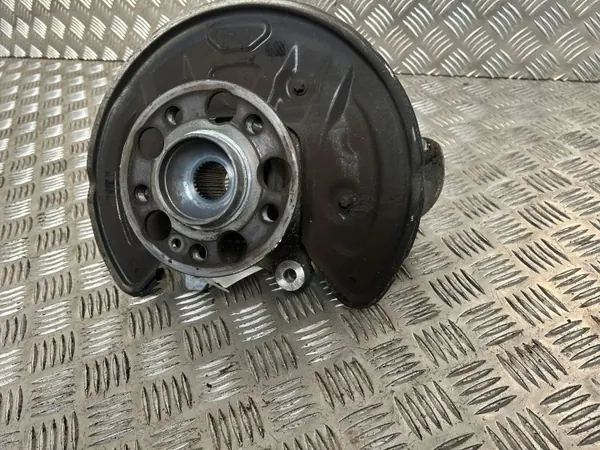 UTO61355 Moyeu de roue arrière pour Mercedes E W213 2017 image 10