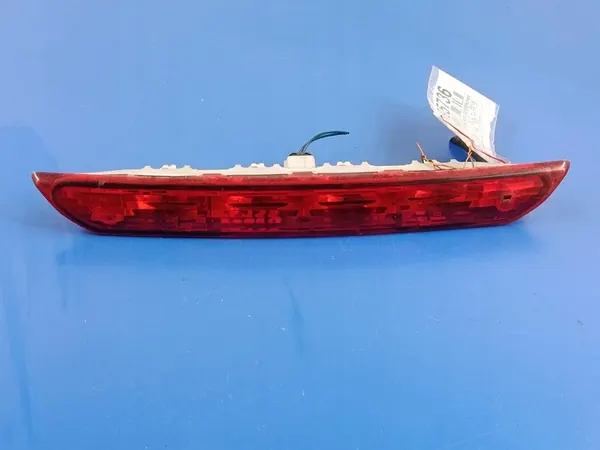 CITROEN C3 II LIFT Feu de Frein image 1