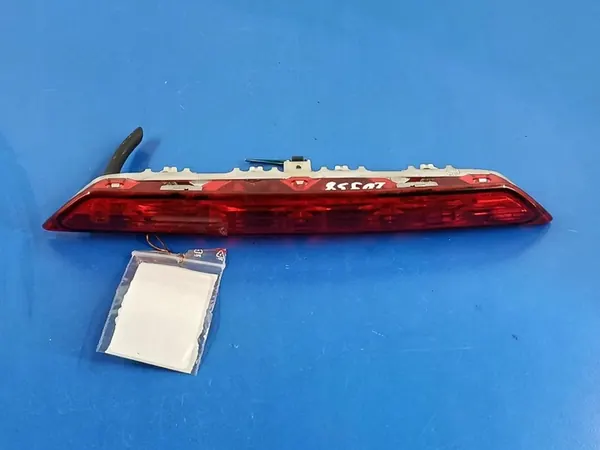 CITROEN C3 II LIFT Feu de Frein image 2