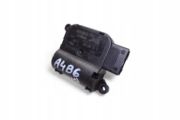 Verzamelklep Motor AUDI A4 AVANT 1.6L 2004 image 3