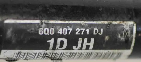 Fram vänster drivaxel SKODA ROOMSTER 1.4L 2010 OEM 6Q0407271DJ image 3