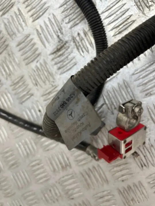 Mercedes W212 Airbagklem A2465407832 image 3